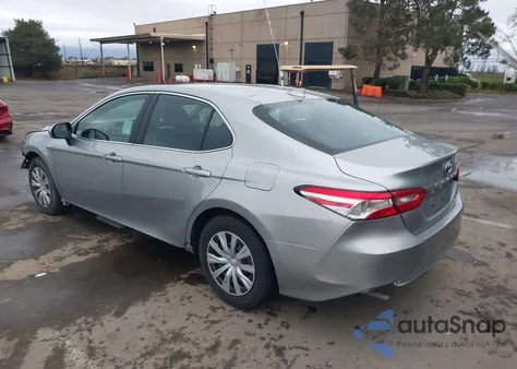 2020 Toyota Camry Le Hybrid from USA, damaged, VIN 4T1E31AK1LU544924